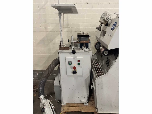 Machines voor schoenreparatie & -productie (5x) - afbeelding 16 van  27
