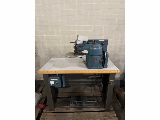 Machines voor schoenreparatie & -productie (5x) - afbeelding 23 van  27