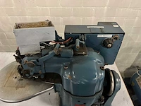Machines voor schoenreparatie & -productie (5x) - afbeelding 24 van  27