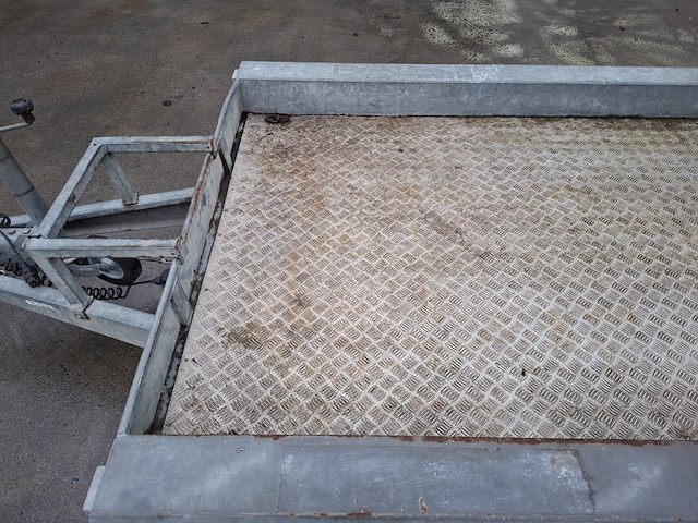 Machinetransporter hapert, hv2700 12, 2005 - afbeelding 8 van  20