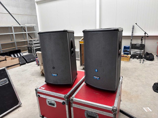 Mackie active sa1521z speaker met flightcase (2x) - afbeelding 1 van  4