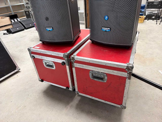 Mackie active sa1521z speaker met flightcase (2x) - afbeelding 2 van  4