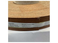 Macore 03 fineer randbanding 45mm zelfklevende gelakte - 130376 - afbeelding 7 van  9