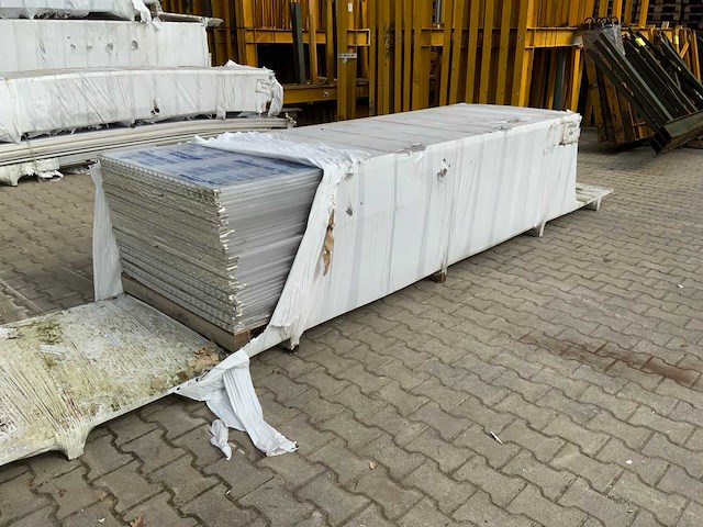 Macrolux multiwall - plaatmaterialen (37x) - afbeelding 1 van  2