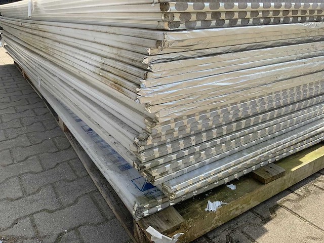 Macrolux multiwall - polycarbonaat plaat 3500x950x18mm (36x) - afbeelding 1 van  6