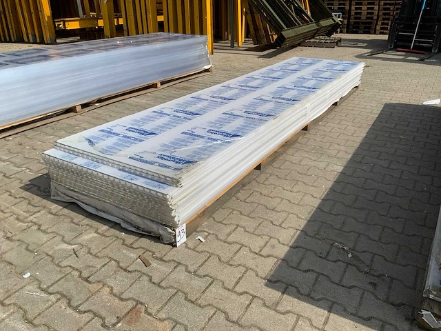 Macrolux multiwall - polycarbonaat plaat 4000x980x18mm (14x) - afbeelding 1 van  3