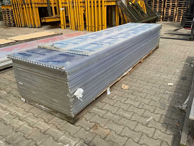 Macrolux multiwall - polycarbonaat plaat 4000x980x18mm (36x) - afbeelding 1 van  7