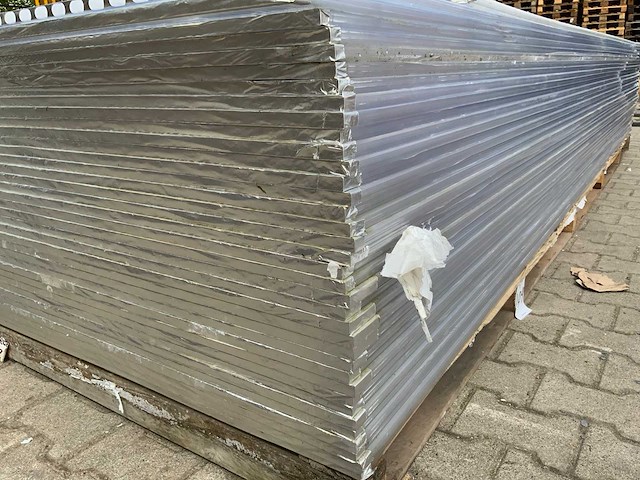 Macrolux multiwall - polycarbonaat plaat 4000x980x18mm (36x) - afbeelding 6 van  7