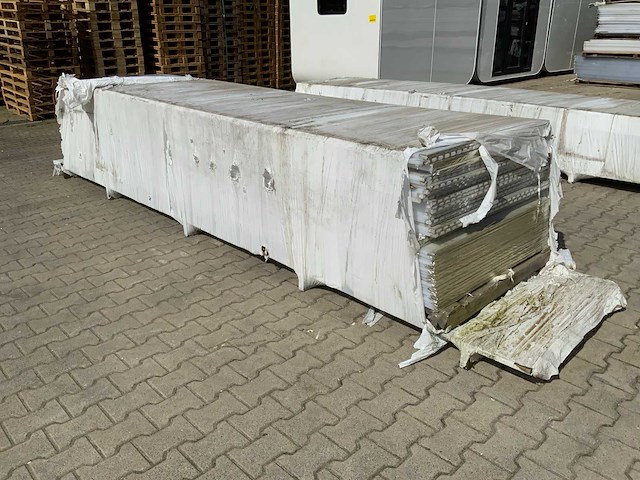 Macrolux multiwall - polycarbonaat plaat 4000x980x18mm (40x) - afbeelding 2 van  7