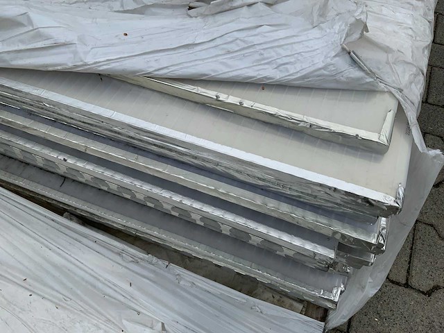Macrolux multiwall - polycarbonaat plaat mix 2500/3000x980x18mm (31x) - afbeelding 4 van  4