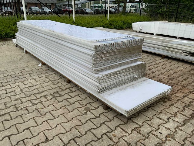 Macrolux multiwall - polycarbonaat plaat mix 3500/5000x980x18mm (42x) - afbeelding 2 van  6