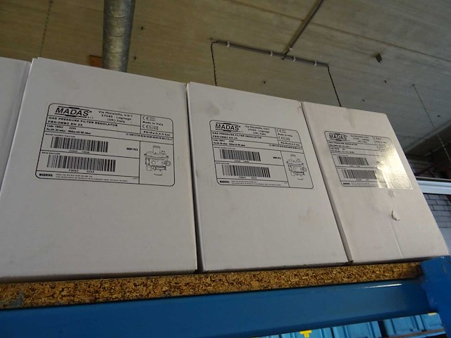 Madas - gasregelaar (42x) - afbeelding 5 van  13