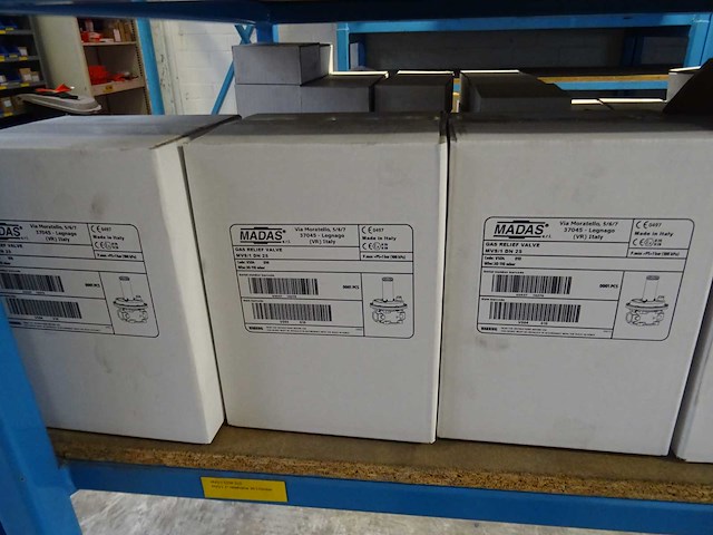 Madas - gasregelaar (42x) - afbeelding 6 van  13