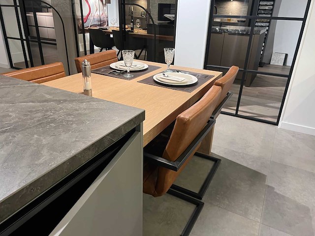 Made by das - showroomkeuken met apparatuur - afbeelding 17 van  51