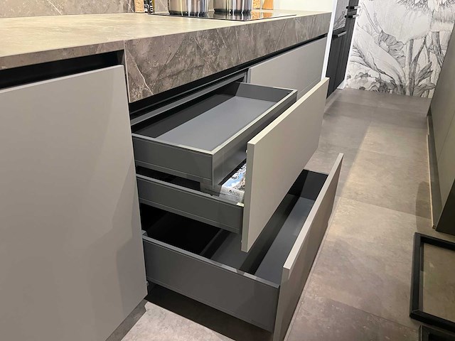 Made by das - showroomkeuken met apparatuur - afbeelding 20 van  51
