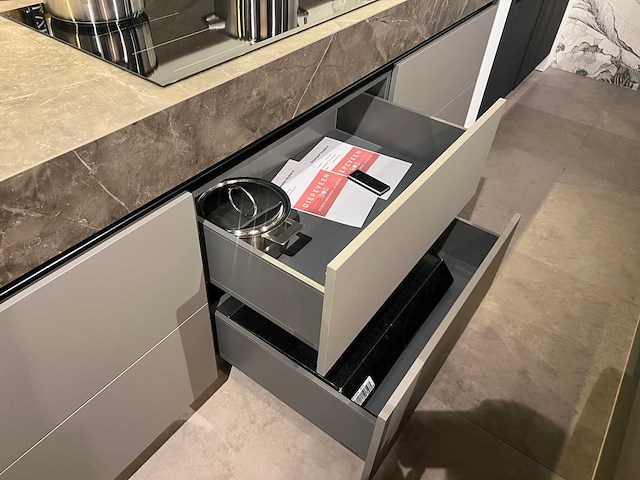 Made by das - showroomkeuken met apparatuur - afbeelding 22 van  51