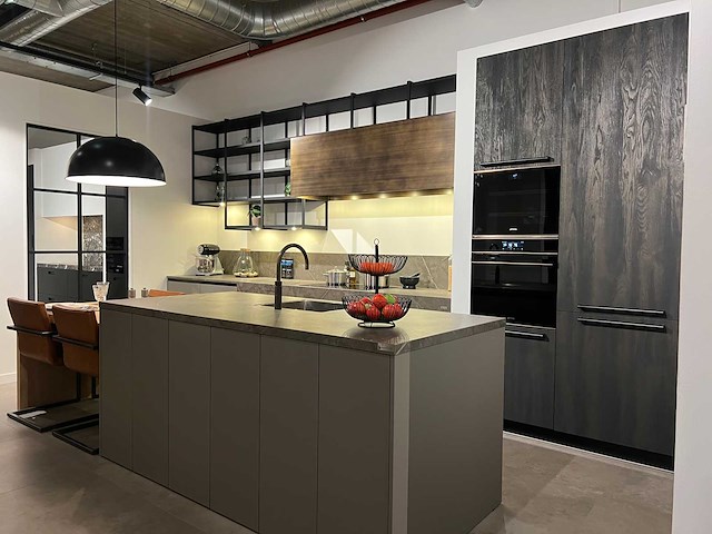Made by das - showroomkeuken met apparatuur - afbeelding 3 van  51