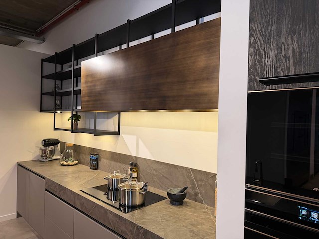 Made by das - showroomkeuken met apparatuur - afbeelding 39 van  51