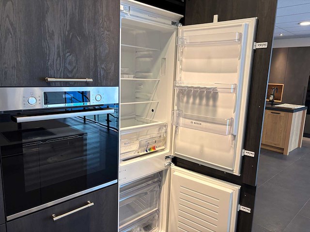 Madebydas - showroomkeuken met bosch apparatuur - afbeelding 14 van  26