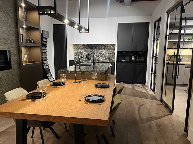Madebydas - showroomkeuken met miele apparatuur - afbeelding 12 van  42