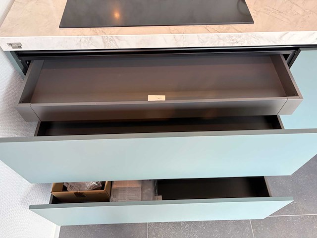 Madebydas - showroomkeuken met pelgrim apparatuur - afbeelding 3 van  24
