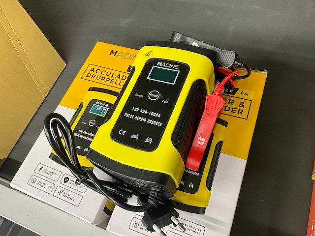 Madline acculader (2x) - afbeelding 1 van  3