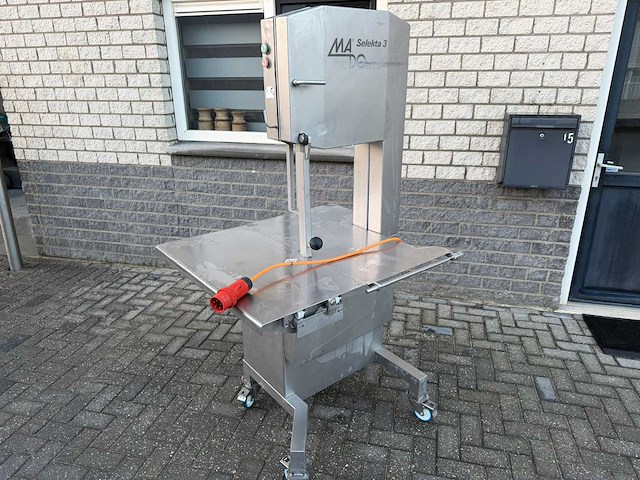 Mado - selekta 3 - vleeszaagmachine / lintzaag - afbeelding 1 van  9