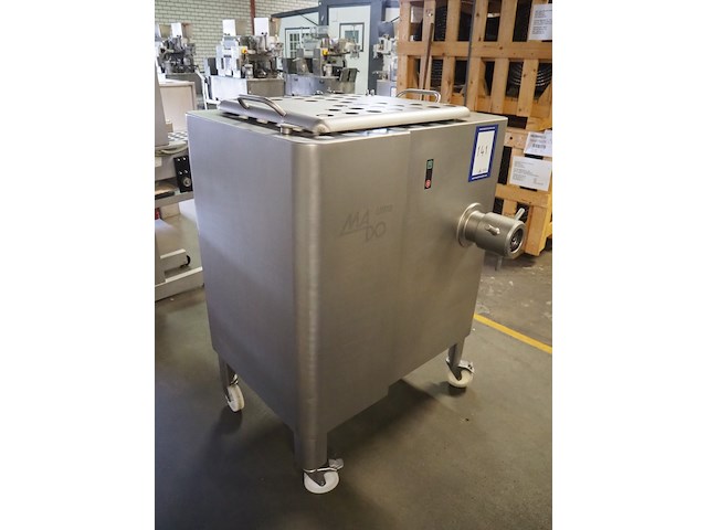 Mado - afbeelding 5 van  12