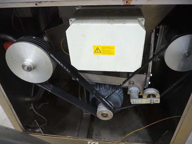 Mado - afbeelding 2 van  16