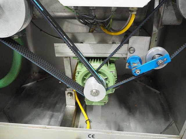 Mado - afbeelding 2 van  12