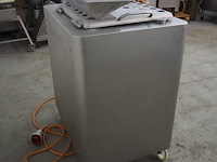 Mado - afbeelding 12 van  18