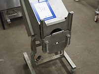 Mado - afbeelding 2 van  8