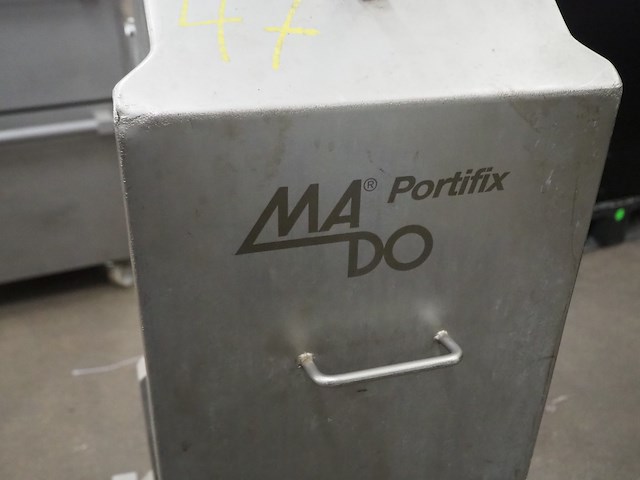 Mado - afbeelding 7 van  8