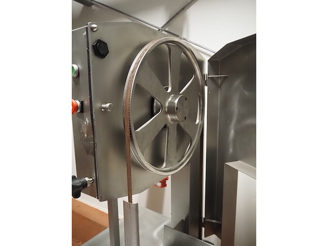 Mado - afbeelding 12 van  13