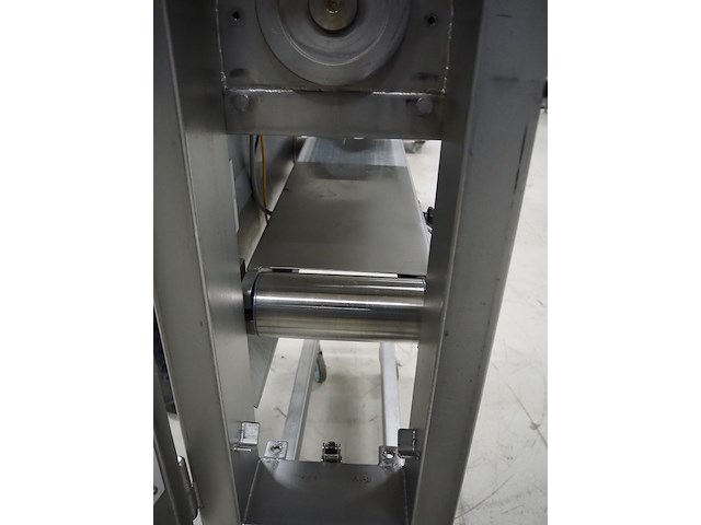 Mado - afbeelding 2 van  13