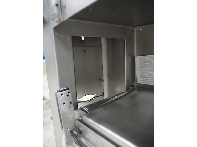 Mado - afbeelding 12 van  13