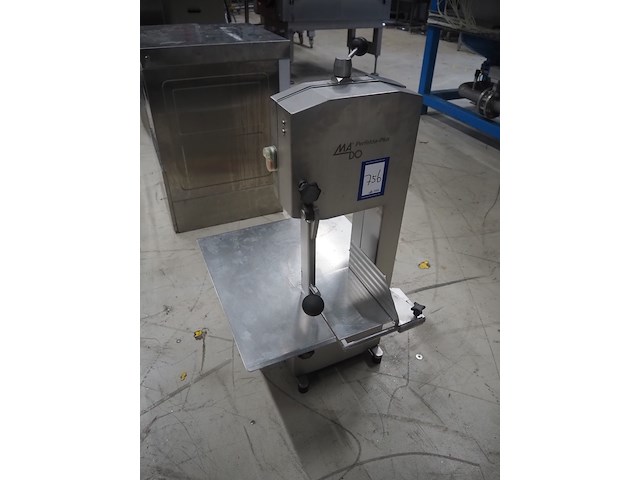 Mado - afbeelding 1 van  10