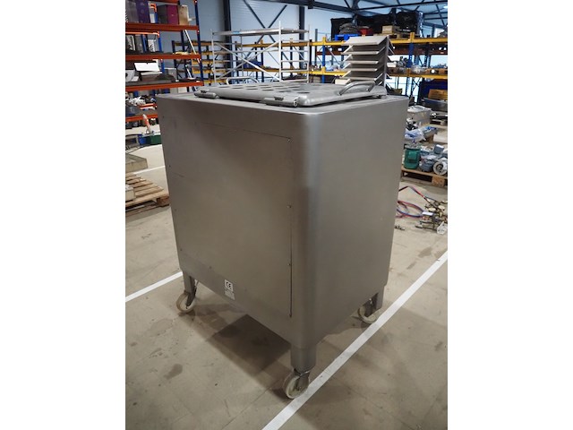 Mado - afbeelding 10 van  16