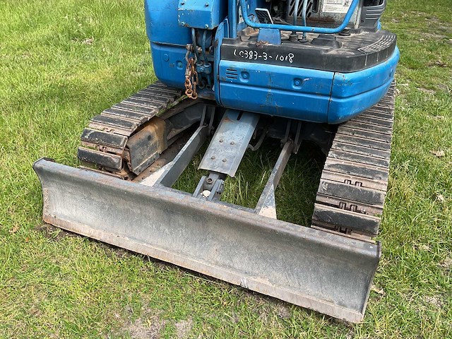 Maeda lc838 3 mini rups telescoopkraan - afbeelding 12 van  17