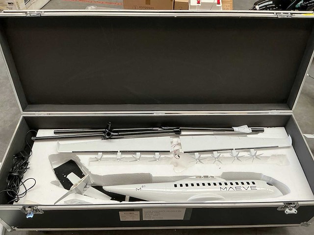 Maeve propellor vliegtuigmodel m01 - afbeelding 14 van  15