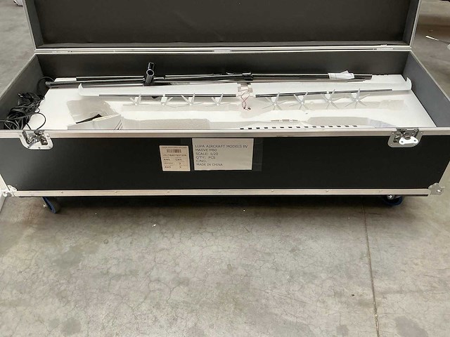 Maeve propellor vliegtuigmodel m01 - afbeelding 4 van  11
