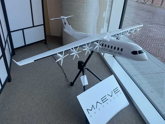 Maeve propellor vliegtuigmodel m01 - afbeelding 1 van  11