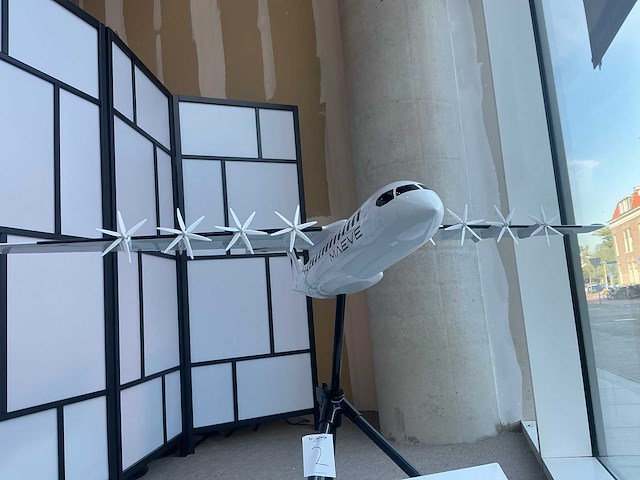 Maeve propellor vliegtuigmodel m01 - afbeelding 6 van  11