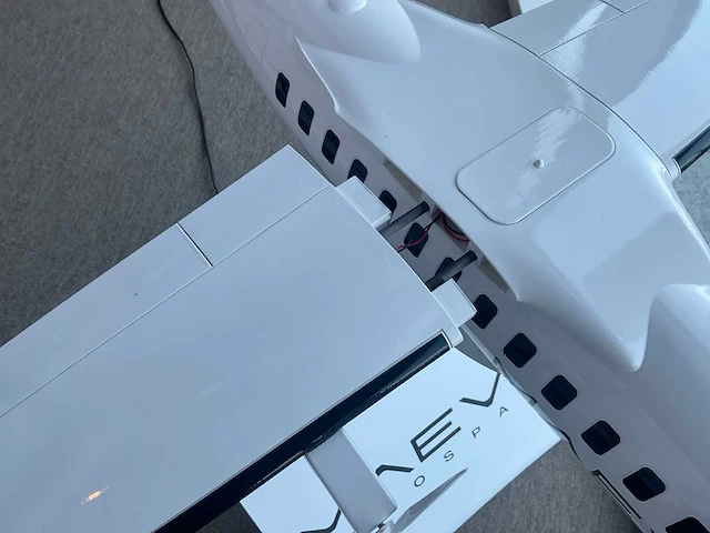 Maeve propellor vliegtuigmodel m01 - afbeelding 5 van  15