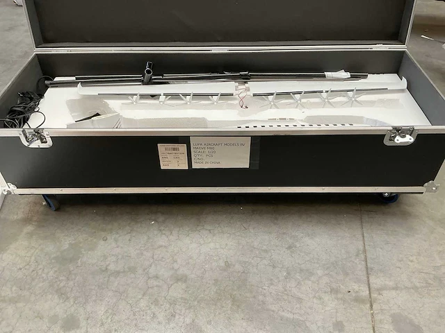 Maeve propellor vliegtuigmodel m01 - afbeelding 7 van  15