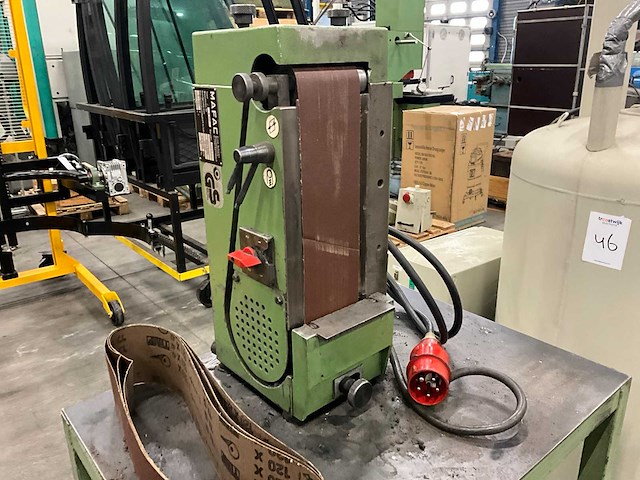 Mafac k100 schuur-en slijpmachine - afbeelding 2 van  5