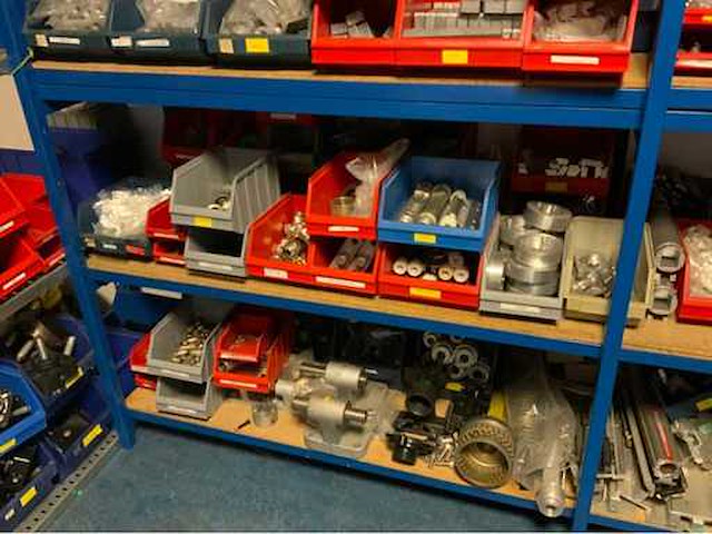 Magazijn inhoud diverse parker onderdelen 2 (c) - afbeelding 4 van  6