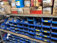 Magazijn inhoud - afbeelding 7 van  26