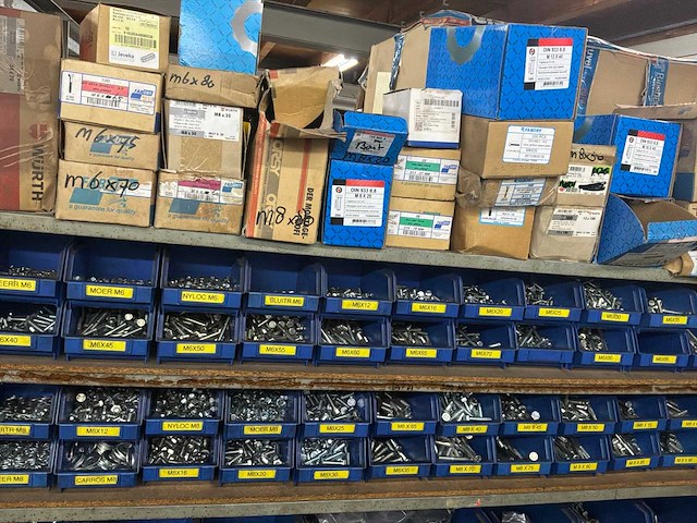 Magazijn inhoud - afbeelding 12 van  26