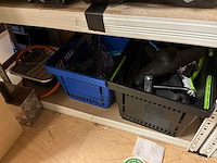 Magazijn stelling met inhoud (4x) - afbeelding 6 van  10